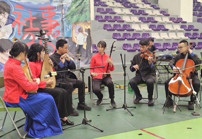 國樂社為活動進行第二場節目表演。