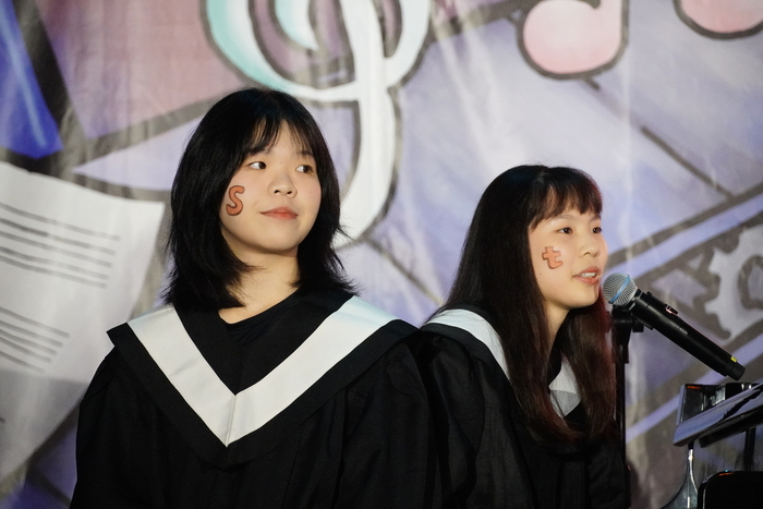 暖場表演:創作組第3名91期1隊「-est」演唱自創歌曲《用力奔跑向著太陽》。