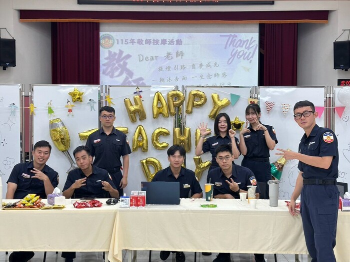社聯會策劃敬師按摩活動，敬祝老師教師節快樂！