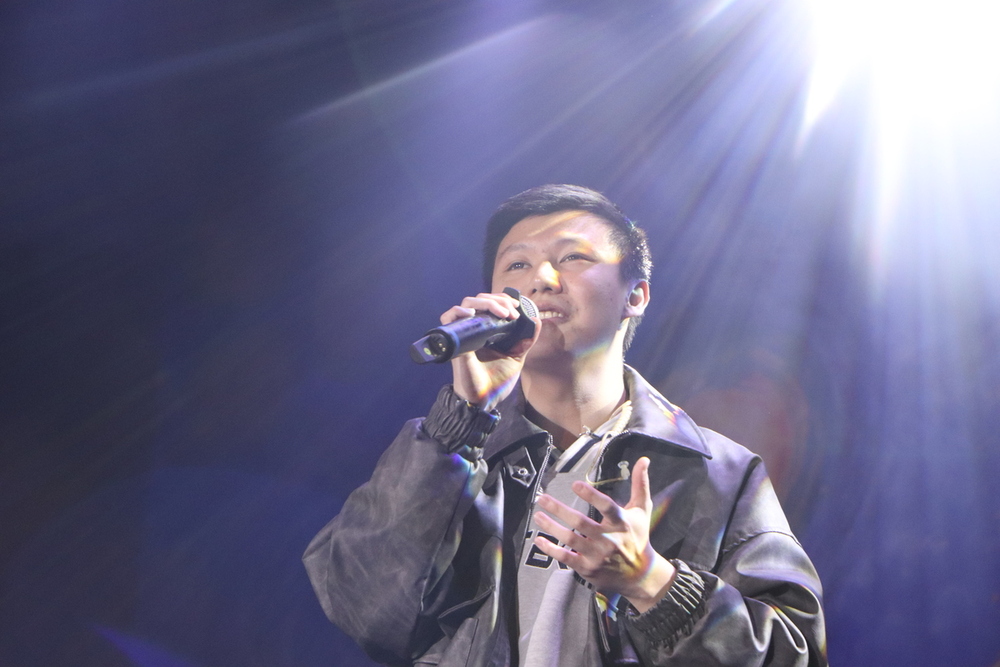 暖場表演：創作組第3名「柴米尤顏」演唱歌曲《未完》。