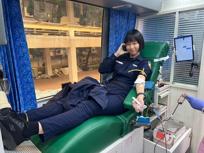 學生響應「血」中送炭活動