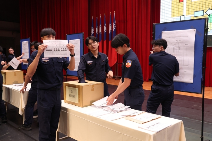 社聯會改選現場開票情形