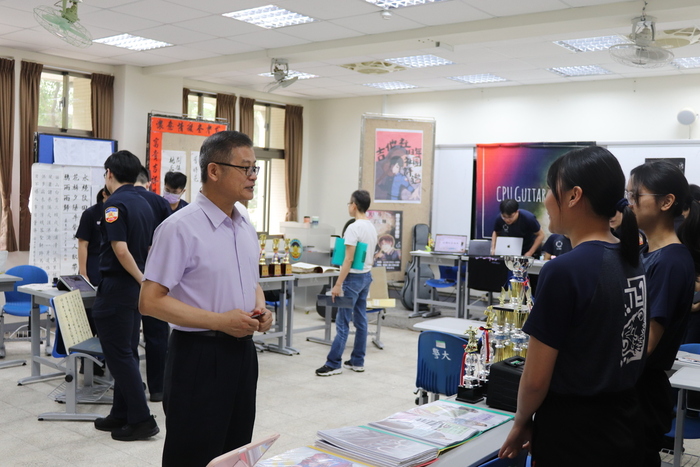 學務長親臨鼓勵