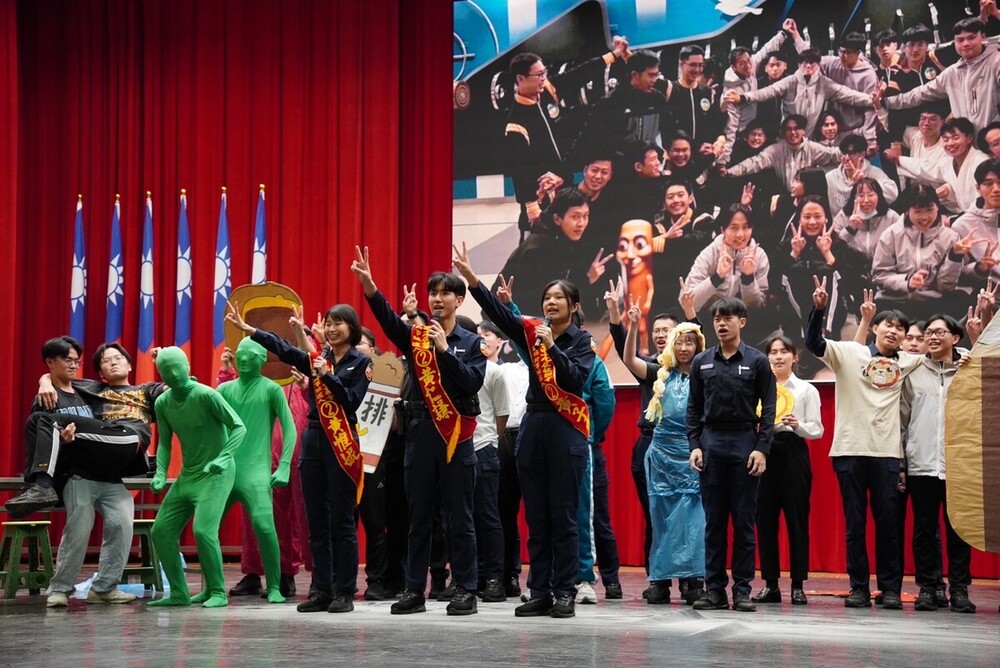 2號候選人政見發表。