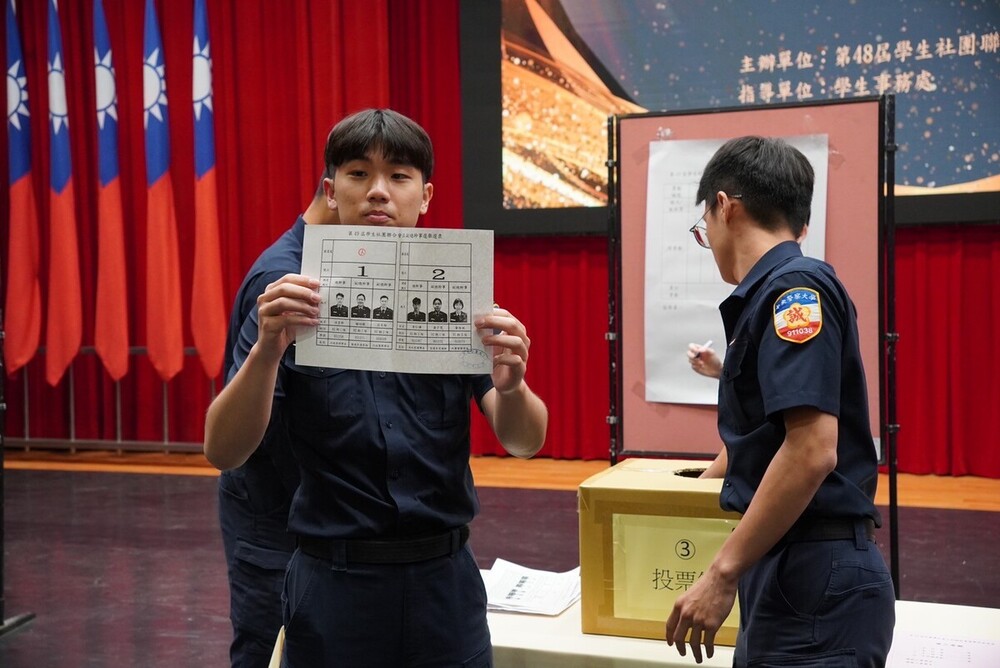 社聯會改選現場開票情形。