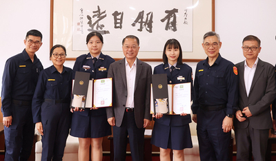 黃校長明昭接見115年大專優秀青年代表